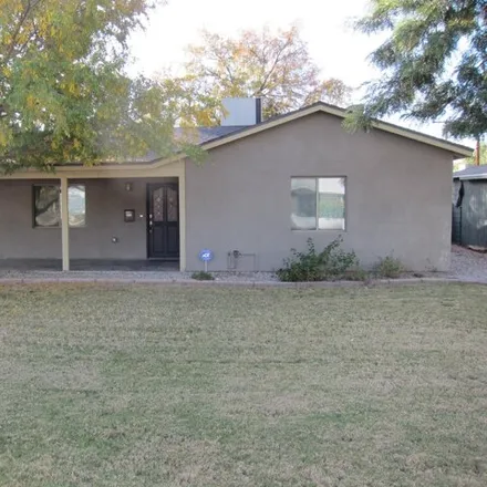 Image 2 - 3807 East Devonshire Avenue, Phoenix, AZ 85018, USA - House for rent