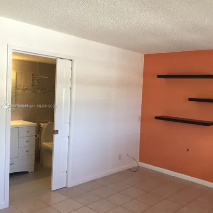Image 7 - Coral Springs Drive, Coral Springs, FL 33076, USA - Condo for rent