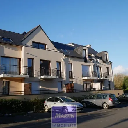 Image 2 - 12 Rue Nationale, 35190 Tinténiac, France - Apartment for rent