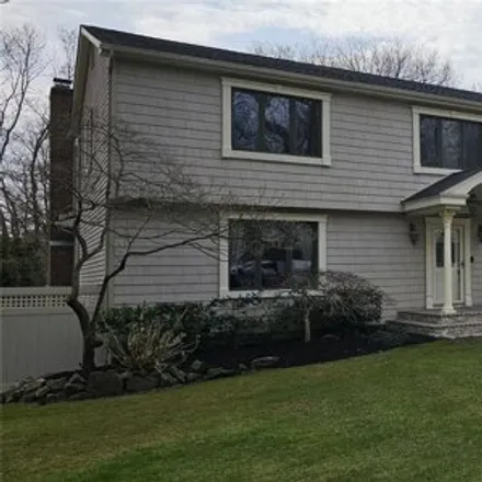 Buy this 4 bed house on 23 Cedar Ridge Lane in Dix Hills, NY 11746