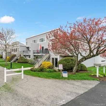 Buy this 2 bed condo on 268 Babbitt Road in Bedford Hills, Bedford