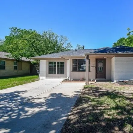 Buy this 3 bed house on 4494 Verdome Lane in Houston, TX 77092