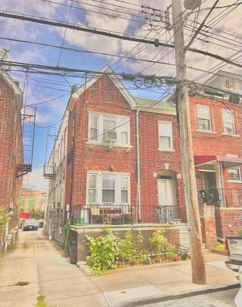 Buy this 6 bed townhouse on 1822 Fowler Avenue in New York, NY 10462