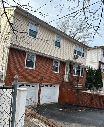 Rent this 3 bed apartment on 132-134 Oak St Unit 1 in Rahway, New Jersey