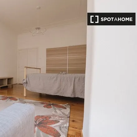 Rent this 7 bed room on Cafeteria Alegre in Rua dos Lusíadas, 1300-998 Lisbon