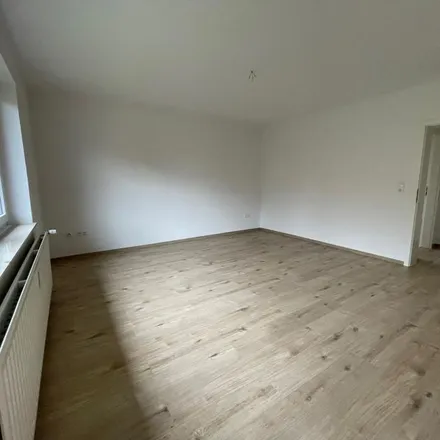 Rent this 3 bed apartment on Wiesenstraße 7 in 26603 Aurich, Germany