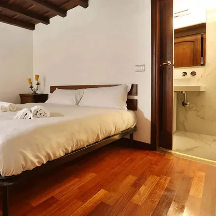 Image 3 - Borgo San Iacopo, 21 R, 50125 Florence FI, Italy - Apartment for rent