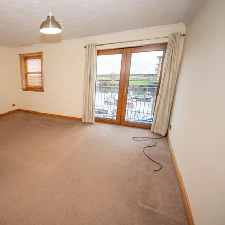 Image 3 - Lord Gambier Wharf, Kirkcaldy, KY1 2SH, United Kingdom - Apartment for rent