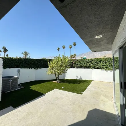 Image 2 - 998 La Verne Way, Palm Springs, CA 92264, USA - Apartment for rent