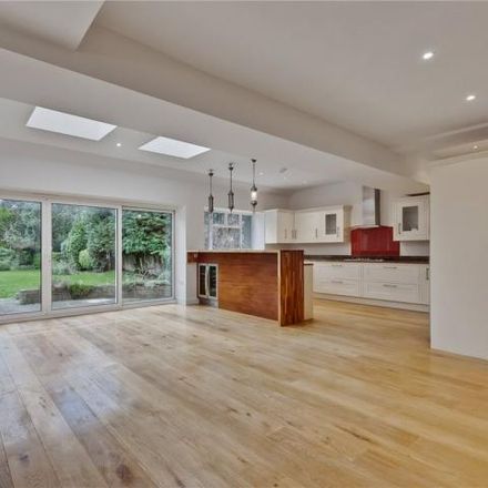 Rent this 5 bed house on Parkwood Avenue in Esher, KT10 9AA