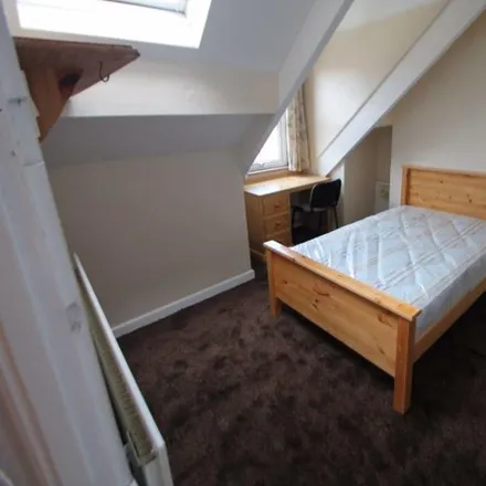 Rent this 5 bed house on Al Madina Jamia Mosque in Brudenell Street, Leeds