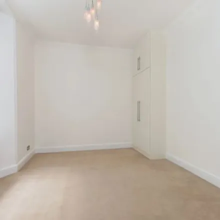 Rent this 4 bed apartment on 10 Elm Tree Road in London, NW8 9JX