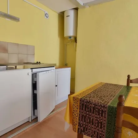 Rent this 1 bed apartment on 1 Chemin du Charreyrou in 43000 Le Puy-en-Velay, France