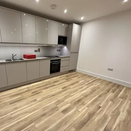 Image 3 - unnamed road, London, NW9 4GD, United Kingdom - Apartment for rent