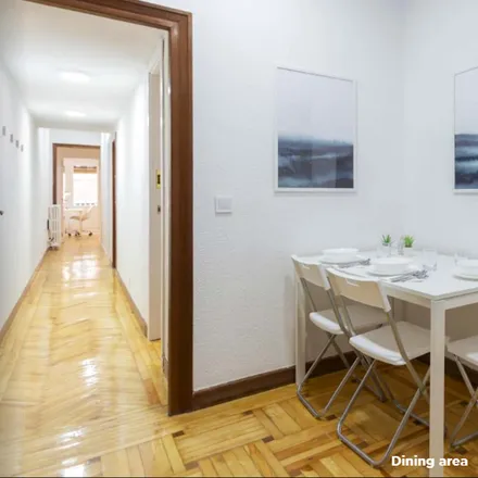 Image 7 - Calle del Doctor Castelo, 43, 28009 Madrid, Spain - Room for rent