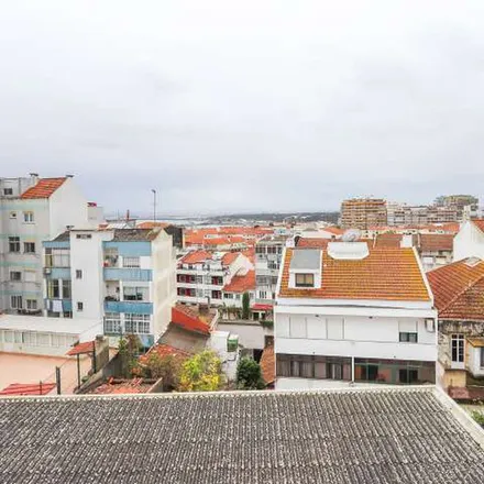 Rent this 1 bed apartment on Rua Henriques Nogueira in 2800-125 Almada, Portugal