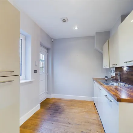 Rent this 2 bed townhouse on 2C Greenfield Road in Harborne, B17 0ES