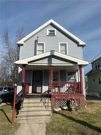 Buy this 2 bed house on 13819 Chapelside Avenue in Cleveland, OH 44120