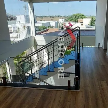 Buy this 4 bed house on Avenida Argemiro Evangelista Ferreira in Shopping Park, Uberlândia - MG