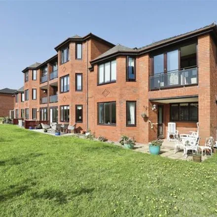 Buy this 2 bed apartment on The Serpentine in Sefton, L23 6WG