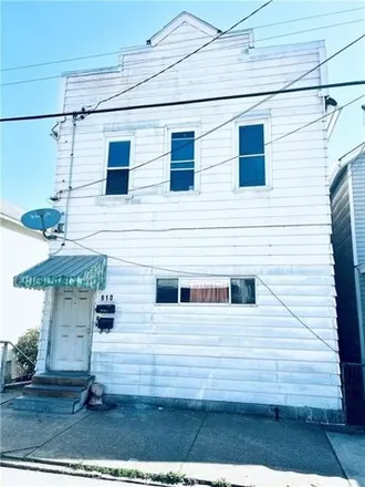 Buy this studio house on Long Street in Charleroi, PA 15022