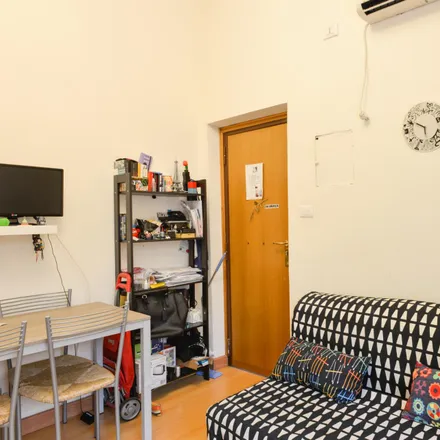 Image 8 - Istituto Superiore Via Asmara, Via Asmara, 28, 00199 Rome RM, Italy - Apartment for rent