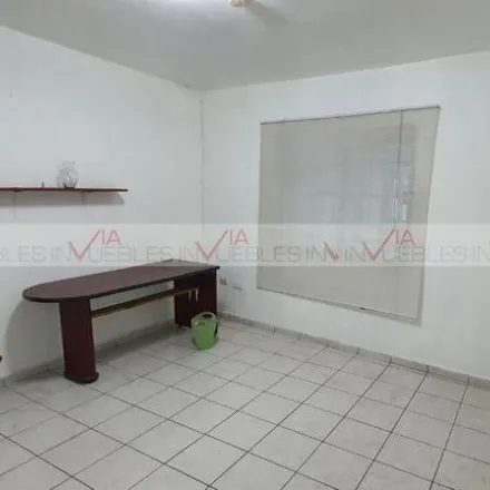 Buy this 5 bed house on Calle Hidalgo in Año de Juarez, 66443 San Nicolás de los Garza
