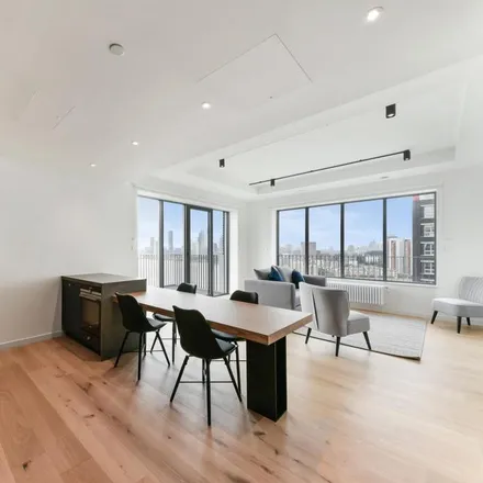 Image 1 - Douglass Tower, Orchard Place, London, E14 0FR, United Kingdom - Apartment for rent