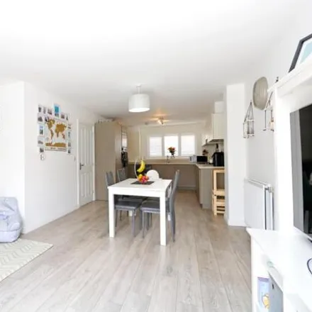 Buy this 3 bed duplex on Kirkham Road in Southend-on-Sea, SS2 6BY