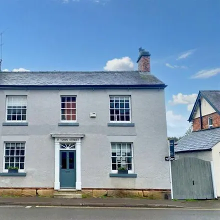 Image 1 - The Hub and The Tub, 31 Town Street, Makeney, DE56 4GD, United Kingdom - House for rent