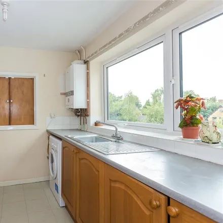 Image 3 - Heron Place, Sunnymead, Oxford, OX2 7PX, United Kingdom - Apartment for rent