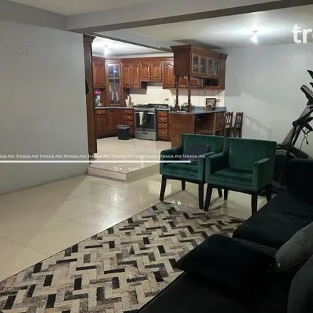 Buy this studio house on Calle Batalla De Zacatecas in 31470 Chihuahua, CHH