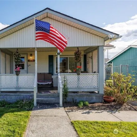 Buy this 2 bed house on 1682 South 55th Street in Tacoma, WA 98408