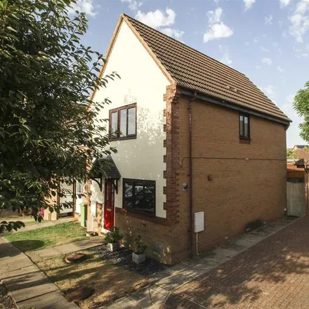Rent this 3 bed townhouse on Coverack Place in Milton Keynes, MK4 3AY