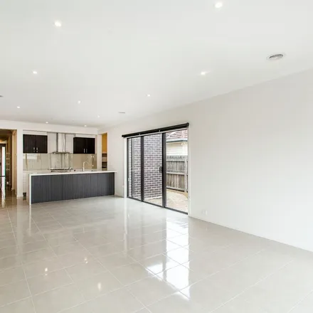 Rent this 3 bed townhouse on Thomasina Street in Bentleigh East VIC 3165, Australia