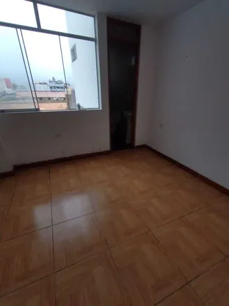Image 5 - Avenida Santa Rosa, La Perla, Lima Metropolitan Area 07016, Peru - Apartment for rent