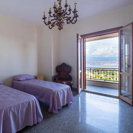 Image 4 - Messina, Italy - House for rent