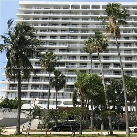 Image 1 - The Costa Bella, 200 Southeast 15th Road, Miami, FL 33129, USA - Condo for rent