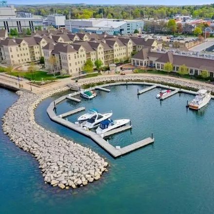 Buy this 3 bed condo on Stone Harbor in 107 North 1st Avenue, Sturgeon Bay