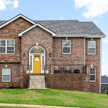Buy this 5 bed house on Citadel Drive in Clarksville, TN 42262