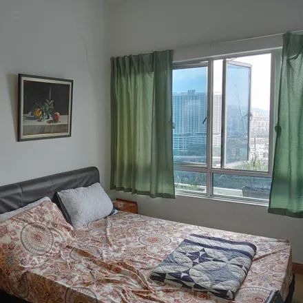 Rent this 1 bed apartment on Razak Mansion in Bandar Sri Permaisuri, 58100 Kuala Lumpur