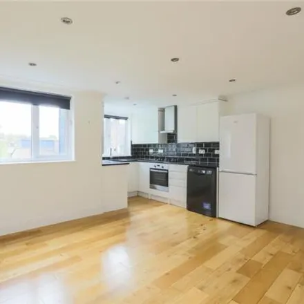 Rent this 2 bed room on The Mountgrove Bothy in 90 Mountgrove Road, London