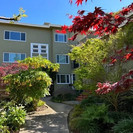 Image 1 - 5 West Santa Inez Avenue, San Mateo, CA 94402, USA - Apartment for rent