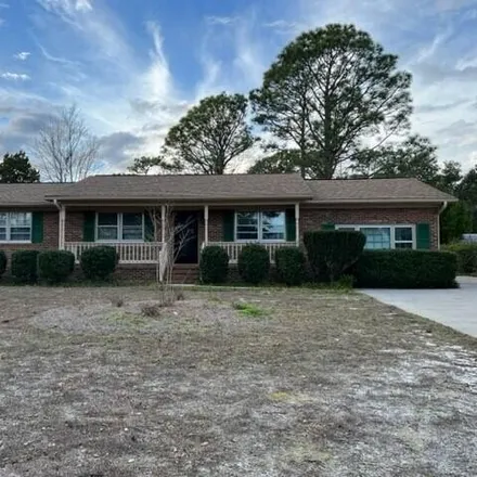 Rent this 3 bed house on 255 Shamrock Drive in Wilmington, NC 28409