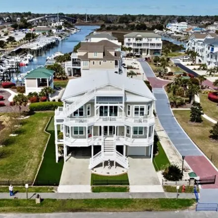 Image 1 - 94 The Peninsula, Ocean Isle Beach, Brunswick County, NC 28469, USA - House for sale