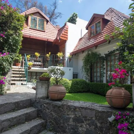 Buy this 2 bed house on Cerrada Ocotepec in La Magdalena Contreras, 10200 Santa Fe