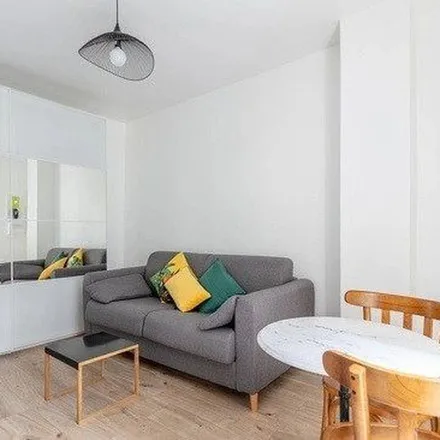 Rent this 1 bed apartment on Boulevard Jacques Bertrand 33 in 6000 Charleroi, Belgium