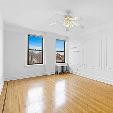 Image 4 - 460 Ovington Avenue, New York, NY 11209, USA - Apartment for sale