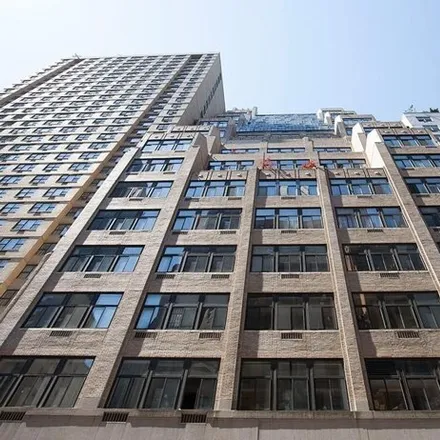 Image 7 - The Belmont, 320 East 46th Street, New York, NY 10017, USA - House for sale