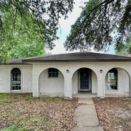 Buy this 3 bed house on 7537 Brushy Court in Houston, TX 77088